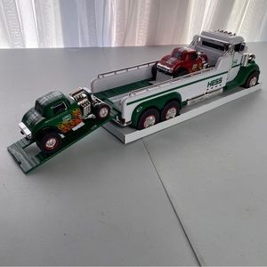 2022 Hess Holiday Truck coolest Hess Truck Flatbed Transporter W/ 2 Hot Rods